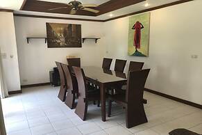 4 Bedroom Villa TG33 on Beachfront Resort SDV284-By Samui Dream Villas