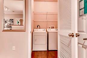 Bluebird Suites in Downtown Providence