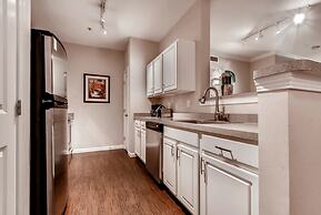 Bluebird Suites in Downtown Providence