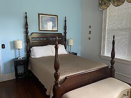 1912 Bed and Breakfast