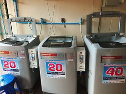 Palm Spring Apartment