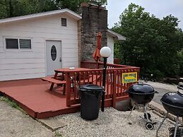 Lake Breeze Resort