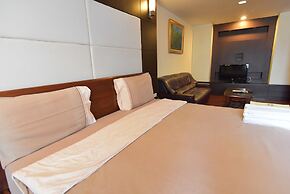 Eight Ville Apartment