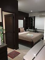 Eight Ville Apartment