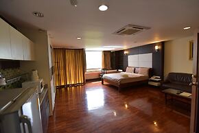 Eight Ville Apartment