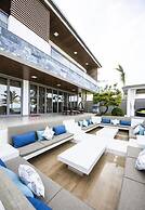 Luxury Yacht Villa