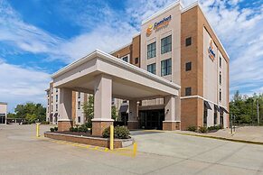 Comfort Suites