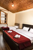 Vedzisi Garden Hotel