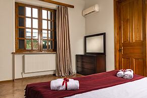 Vedzisi Garden Hotel