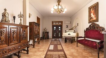 Vedzisi Garden Hotel