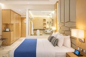 Royal Central Hotel and Resort – The Palm