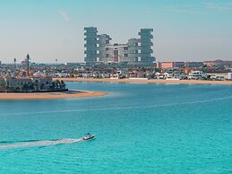 Royal Central Hotel and Resort – The Palm