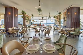 Royal Central Hotel and Resort – The Palm