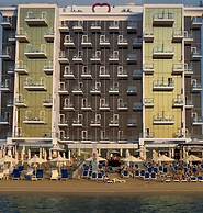 Royal Central Hotel and Resort – The Palm