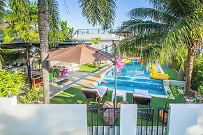 Happy-Home Pool Villa