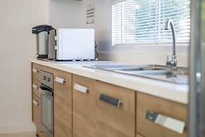 Happy-Home Pool Villa