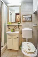 Wine house old town apartments