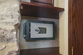 Wine house old town apartments