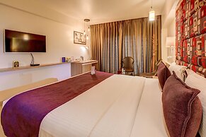 The SSK Solitaire Hotel & Banquets