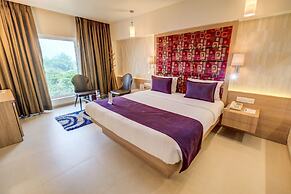 The SSK Solitaire Hotel & Banquets