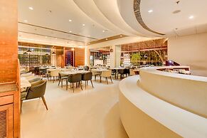 The SSK Solitaire Hotel & Banquets