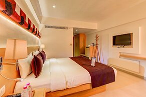 The SSK Solitaire Hotel & Banquets