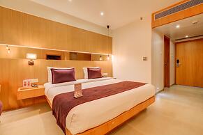 The SSK Solitaire Hotel & Banquets