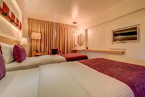 The SSK Solitaire Hotel & Banquets