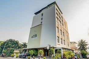 The SSK Solitaire Hotel & Banquets