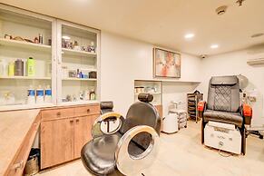 The SSK Solitaire Hotel & Banquets