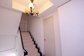 Ratchada-Sutthisan Hotel and Longstay