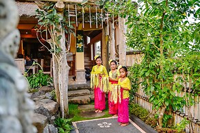 Uma Shanty Near to Lempuyang