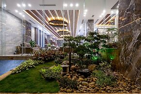 Aria Grand Hotel & Spa