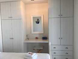 Blue Azur Deluxe Villa