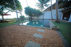 Olanda Private Beach Villa