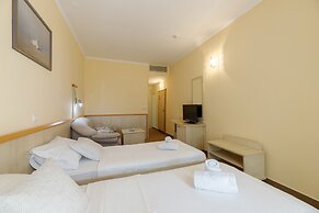 Family Hotel Adria