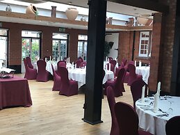 The Carre Arms Hotel