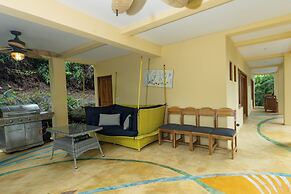 Monos Locos - Portasol Vacation Rental