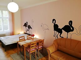 Flamingo Apartments