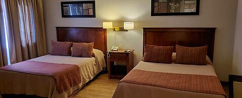 Howard Johnson by Wyndham San Pedro