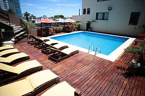 Howard Johnson by Wyndham San Pedro