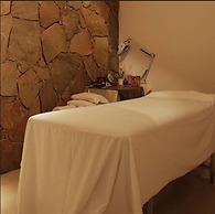 Howard Johnson by Wyndham San Pedro