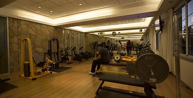 Howard Johnson by Wyndham San Pedro