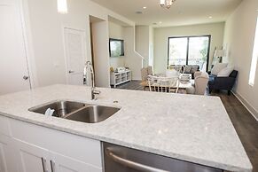 Modern 3 Bed Smarthome in Heart of Tampa