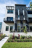 Modern 3 Bed Smarthome in Heart of Tampa