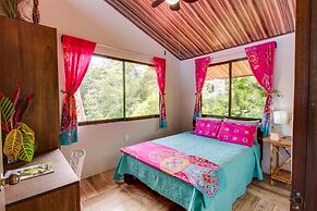 Valley of Dreams Eco Lodge Room