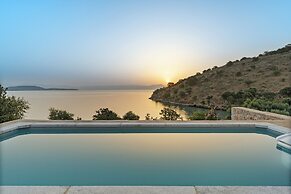 100 Rizes Seaside Resort - Small Luxury Hotels of The World