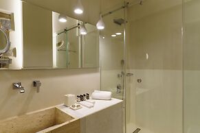 100 Rizes Seaside Resort - Small Luxury Hotels of The World