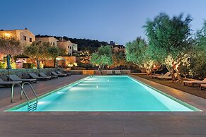 100 Rizes Seaside Resort - Small Luxury Hotels of The World