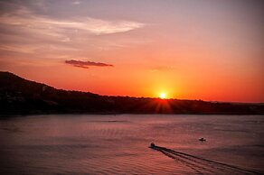 Holiday Lodge on Canyon Lake